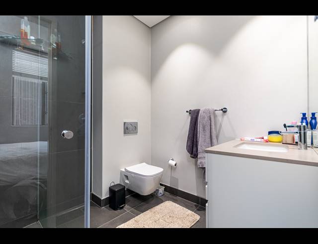 2 BEDROOM APARTMENT FOR SALE IN CENTURY CITY